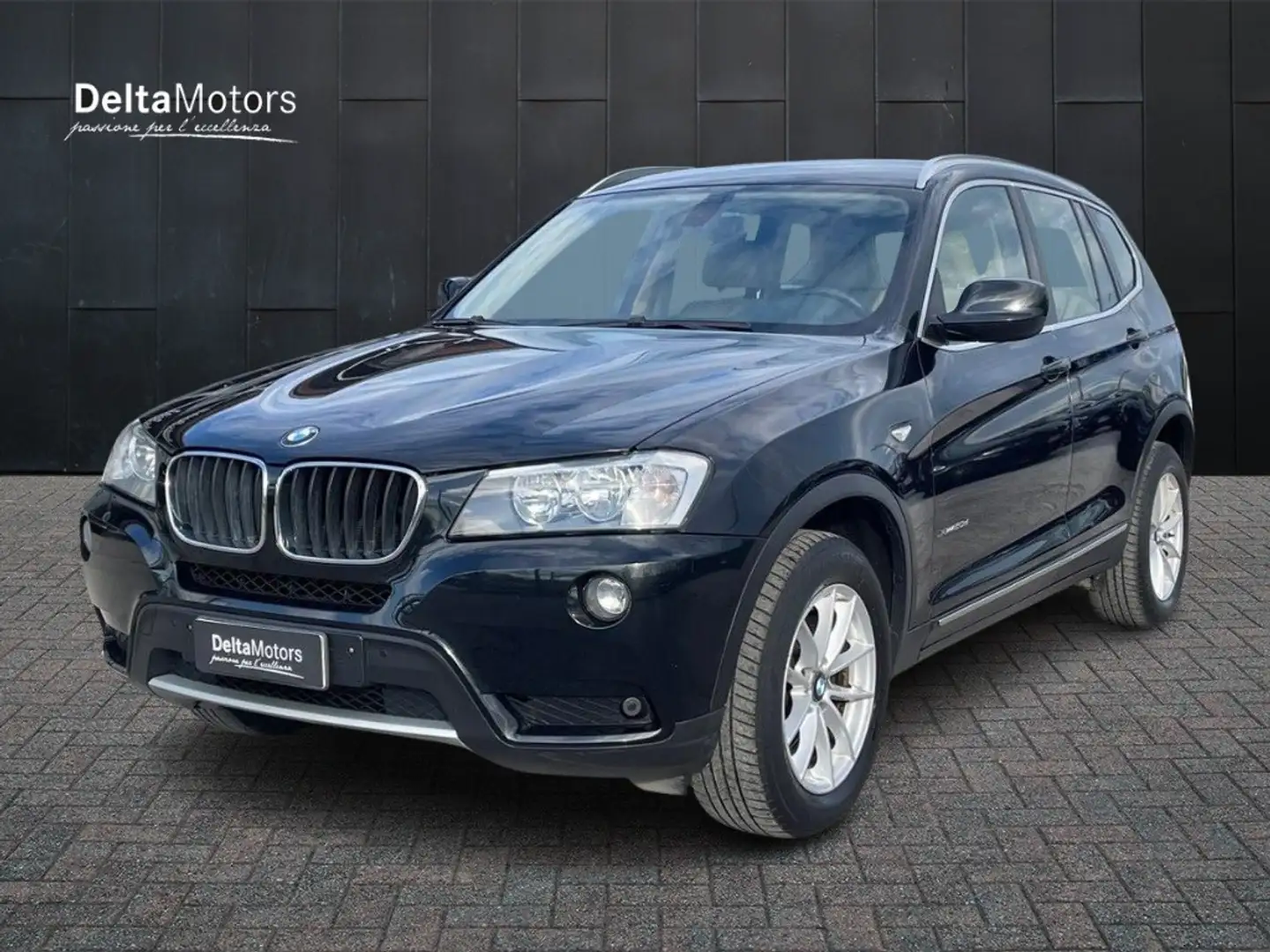 BMW X3 xdrive20d Futura Black - 1