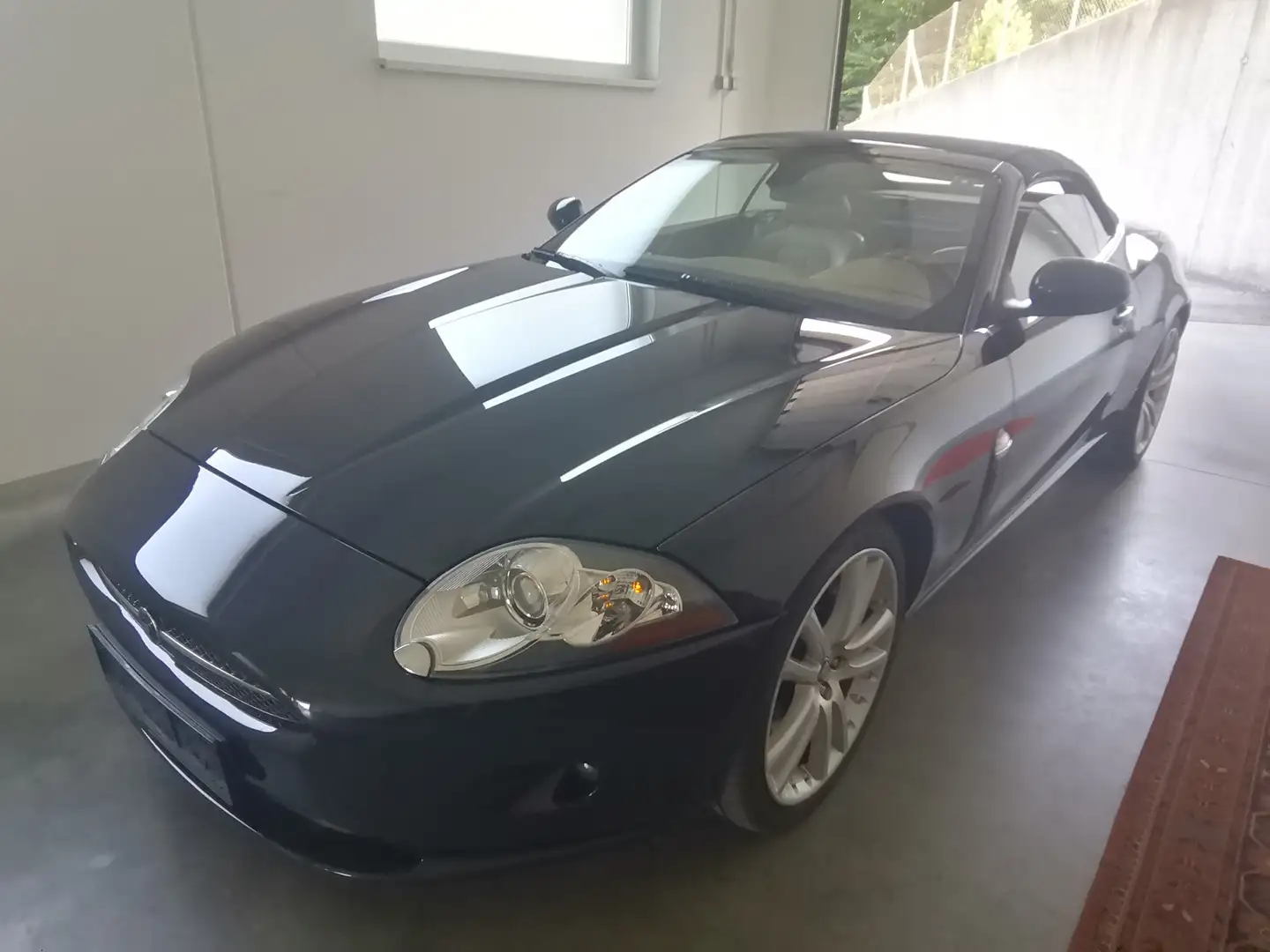 Jaguar XK XK 4,2 V8 Cabrio Schwarz - 1
