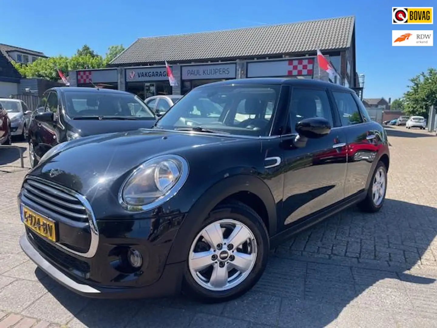 MINI Cooper Mini 1.5 136pk 5-deurs *navi + clima + LM-velgen * Zwart - 1