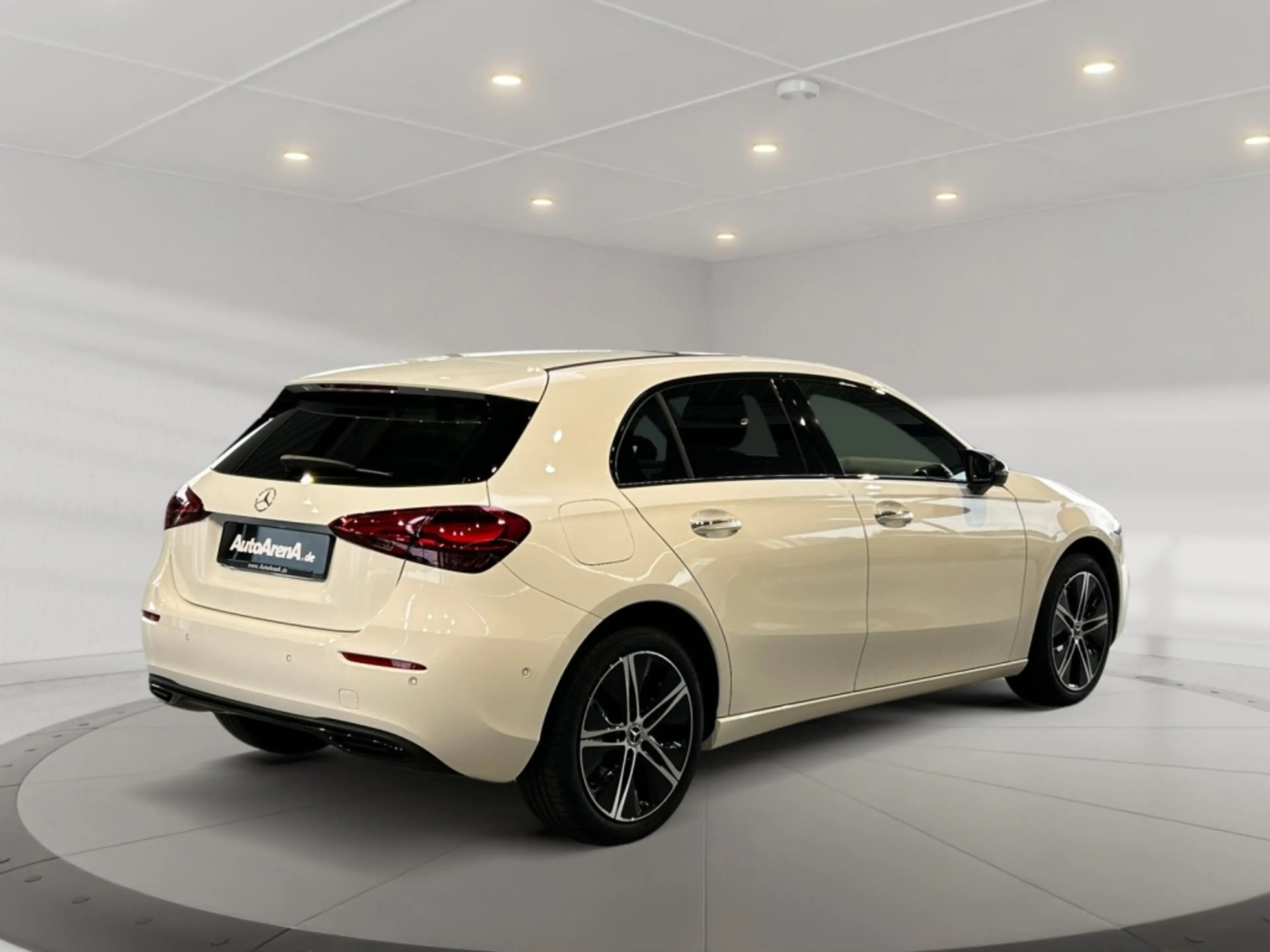 Mercedes-Benz A 250 e Progressive MBUX+Progressive+Night+Pano — photo 5