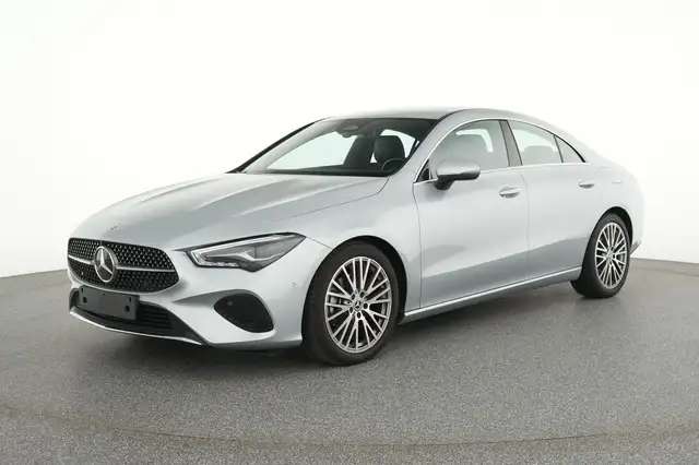 Mercedes-Benz CLA 180 Coupé Luxury Line