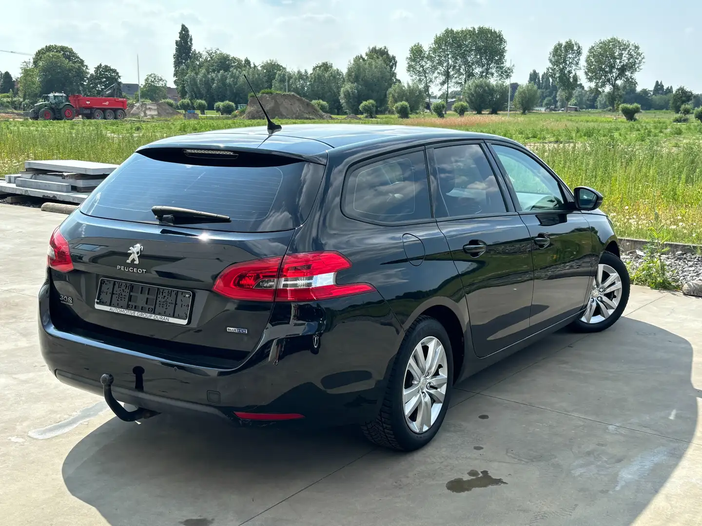Peugeot 308 SW 1.6 BlueHDi Allure STT Zwart - 2