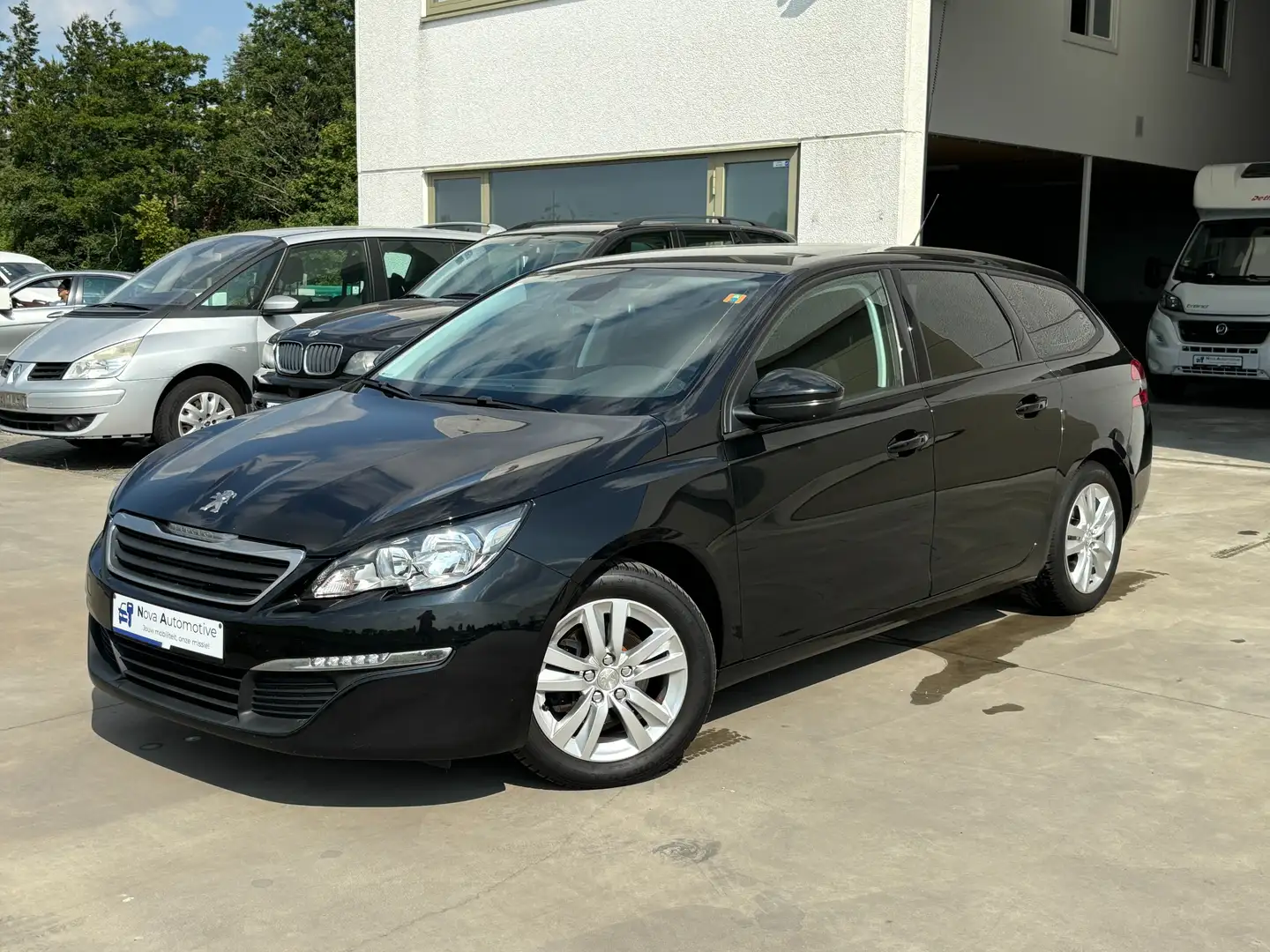 Peugeot 308 SW 1.6 BlueHDi Allure STT Zwart - 1