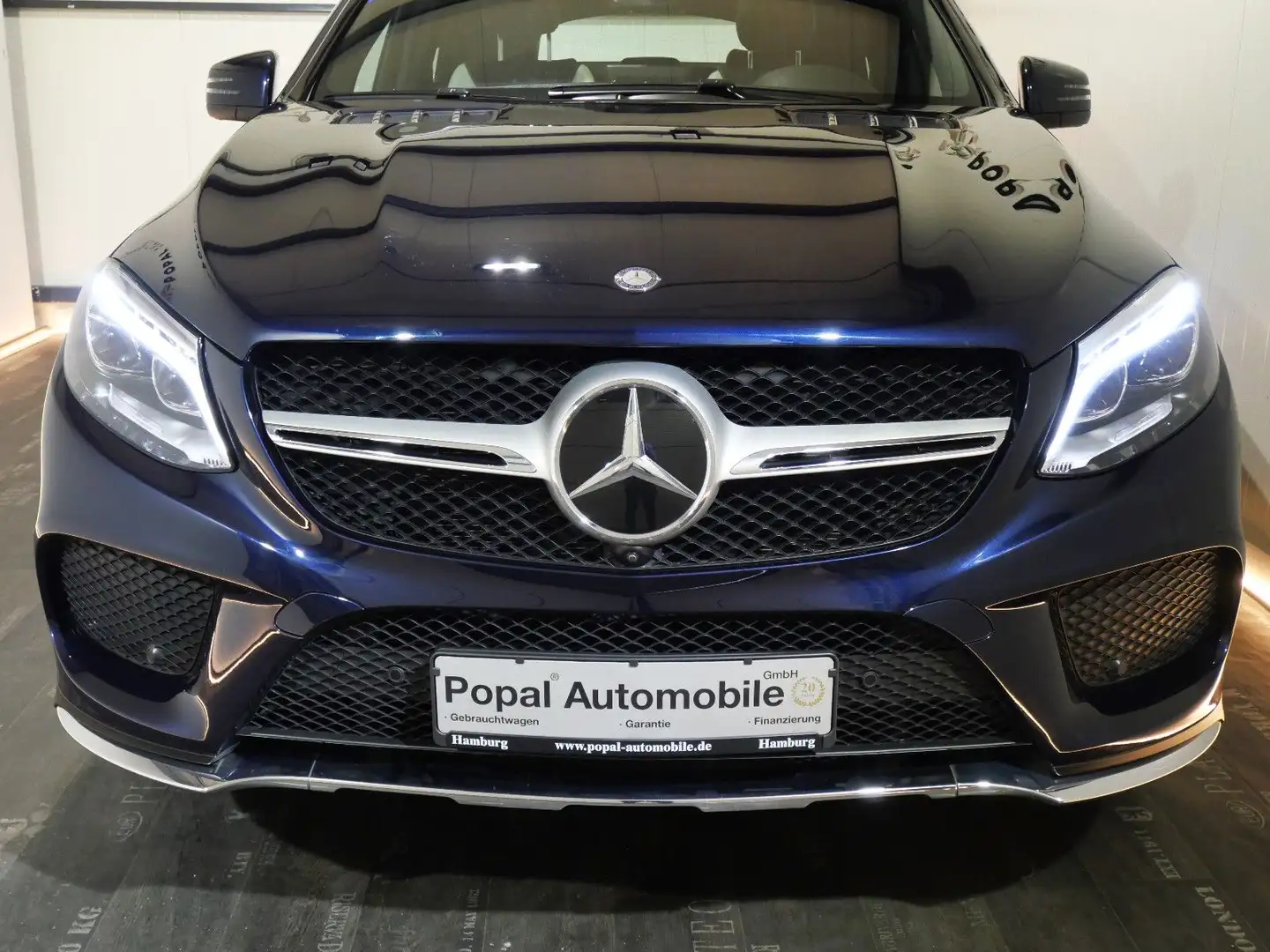Mercedes-Benz GLE 400 Coupe 4Matic AMG Line Panorama (40) Blau - 2