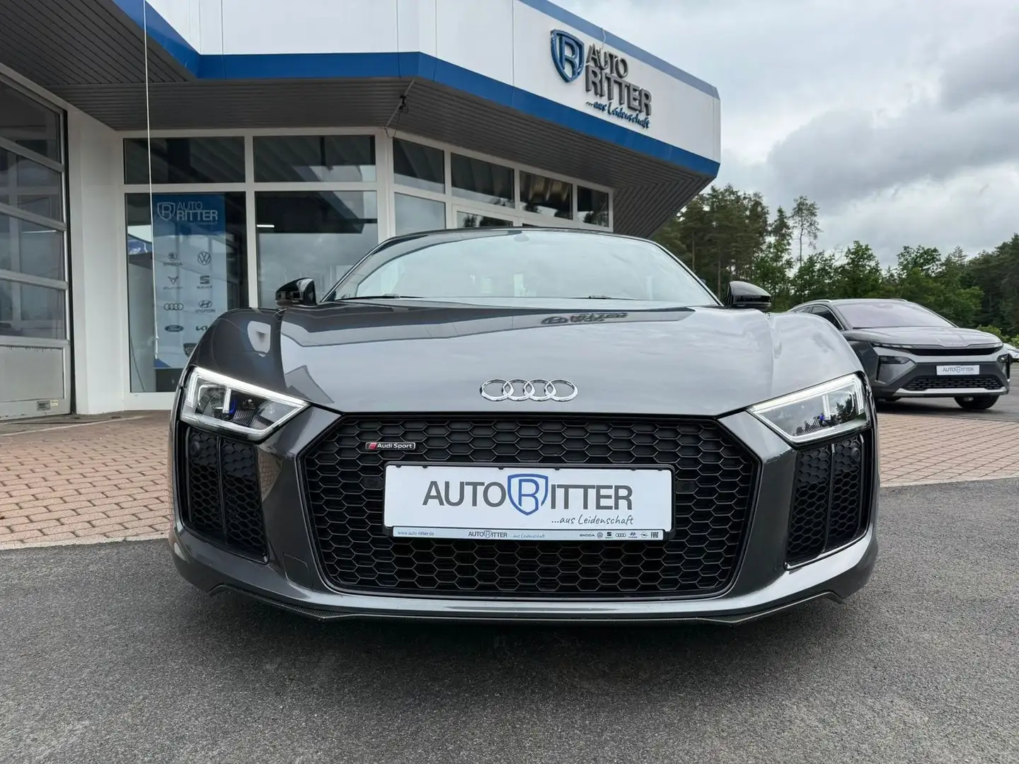 Audi R8 Coupe PLUS quattro ohne OPF Nachlackierung... Grau - 2