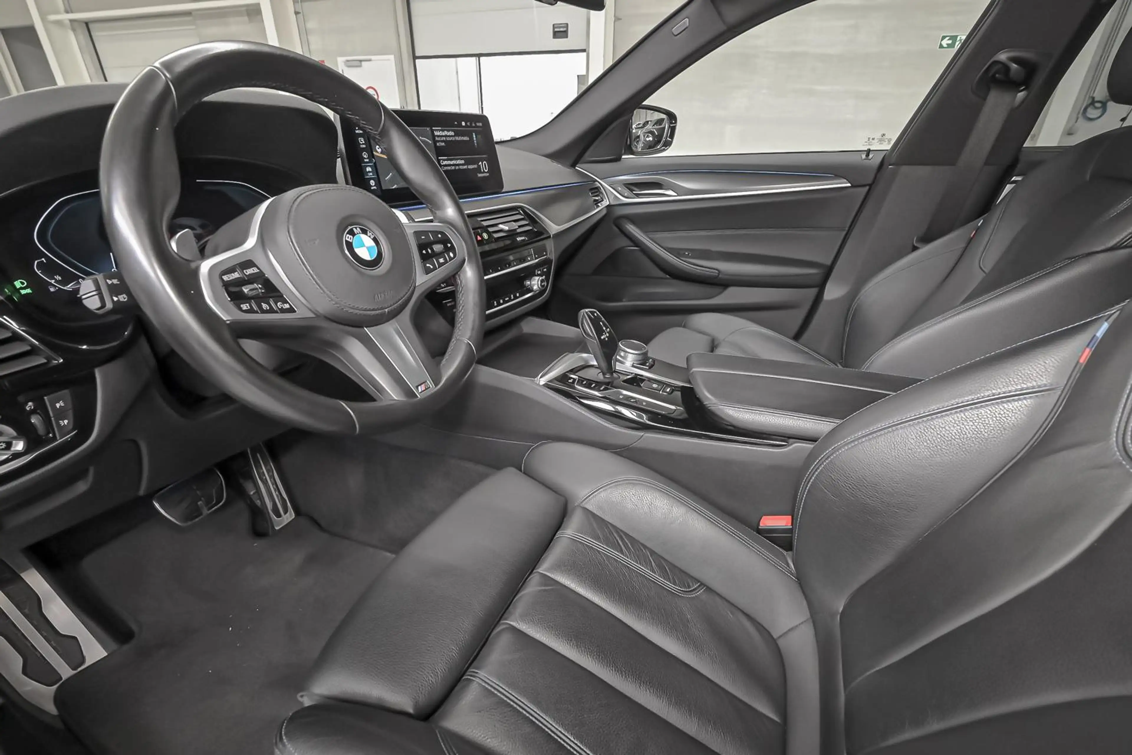 BMW 530 e Touring - 2jaar/ans garantie — photo 6