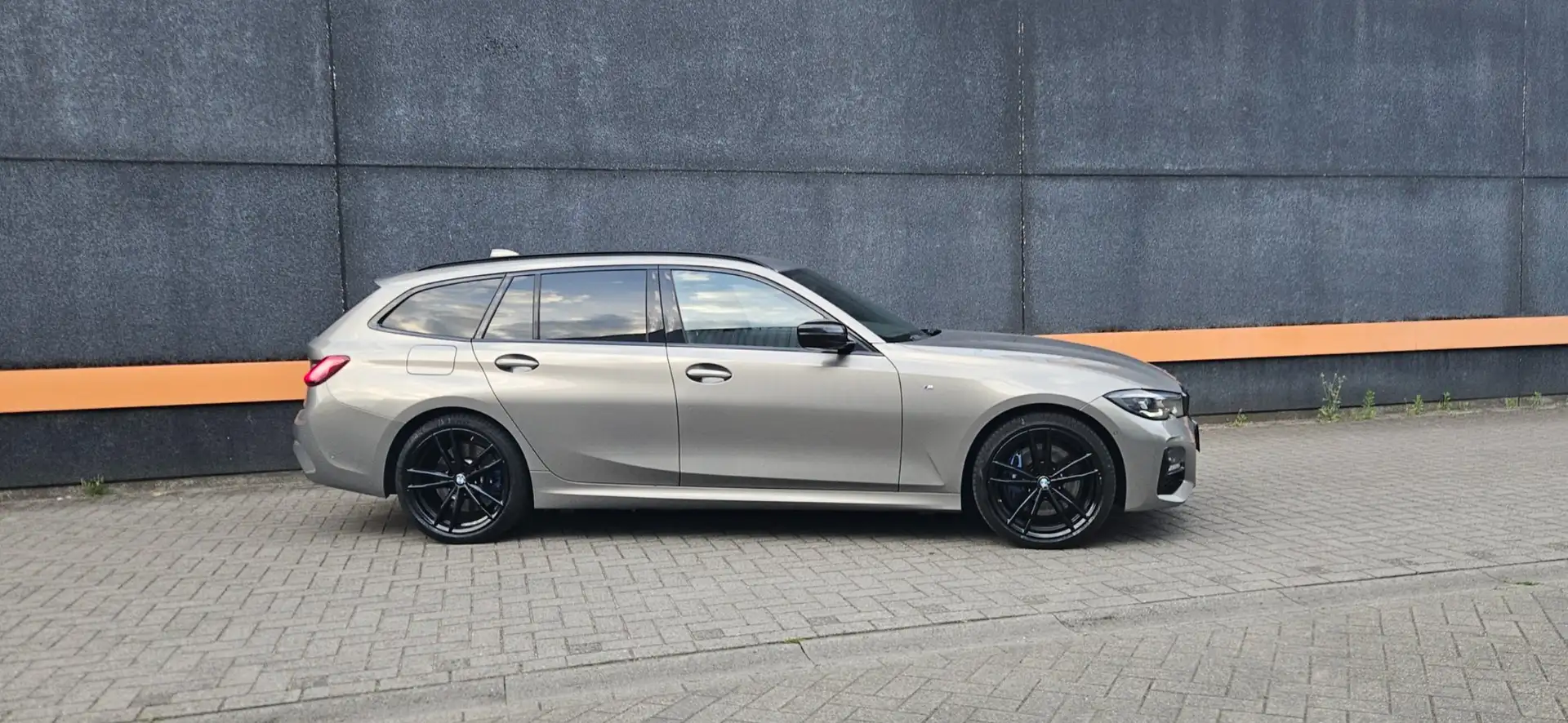 BMW 330 e Touring real hybride/M PACK/*** VERKOCHT  SOLD Grijs - 2