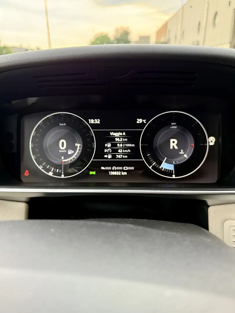 Land Rover Range Rover Sport 3.0 tdV6 HSE auto - 2