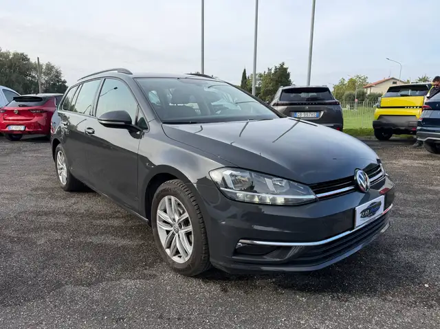 Volkswagen Golf Variant Golf Variant 1.6 tdi Business 115cv dsg
