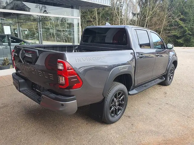 Toyota Hilux DK Invincible 4WD 2,8 D-4D MHEV Aut. Ansicht 5
