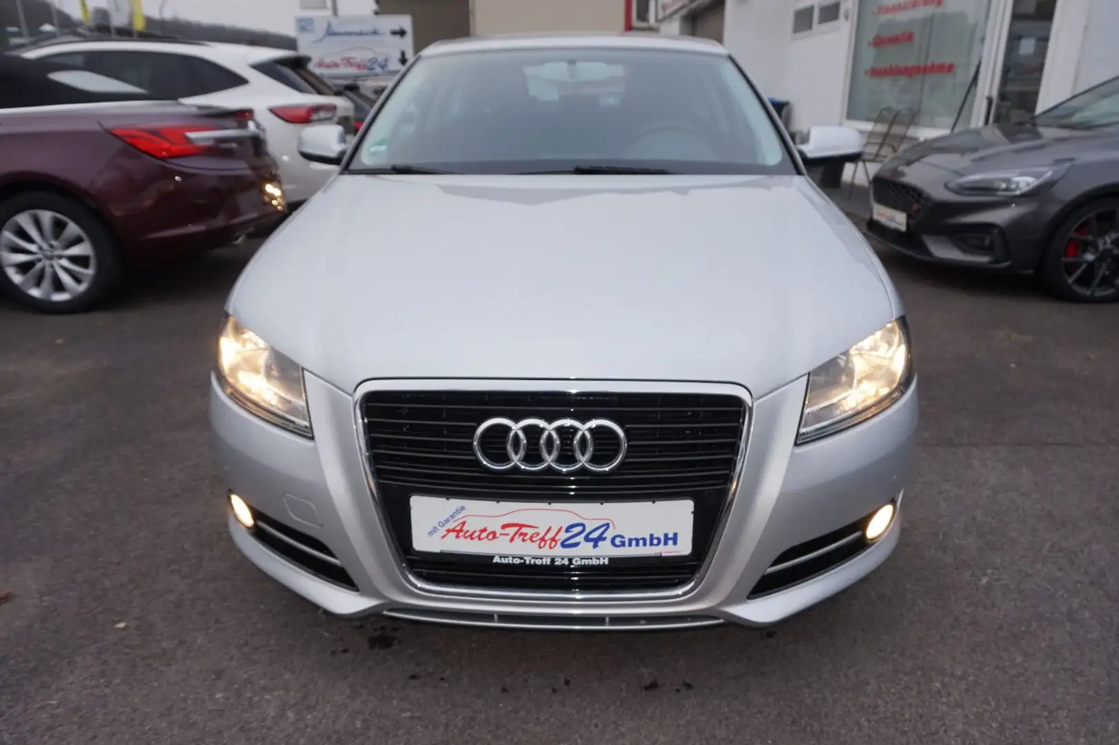 Audi A3 1.2 TFSI Attraction*Automatik*44.900KM*GARANT Argent - 2