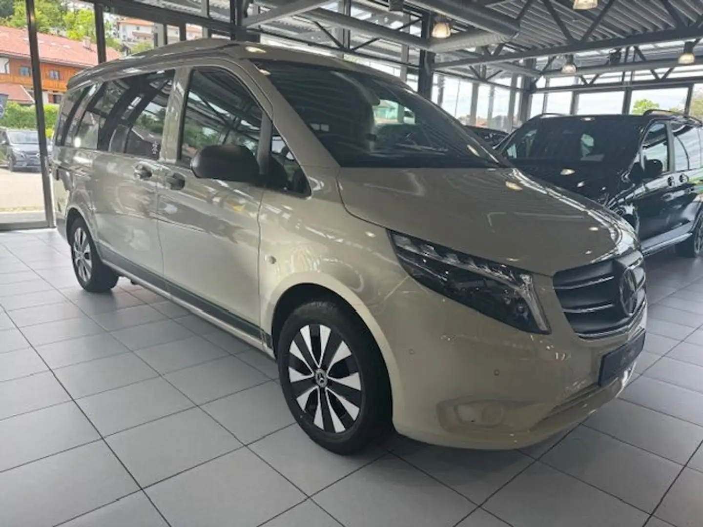 Mercedes-Benz V 250 d MARCO POLO ACTIVITY 4Matic SD Frontöffnu Gris - 2