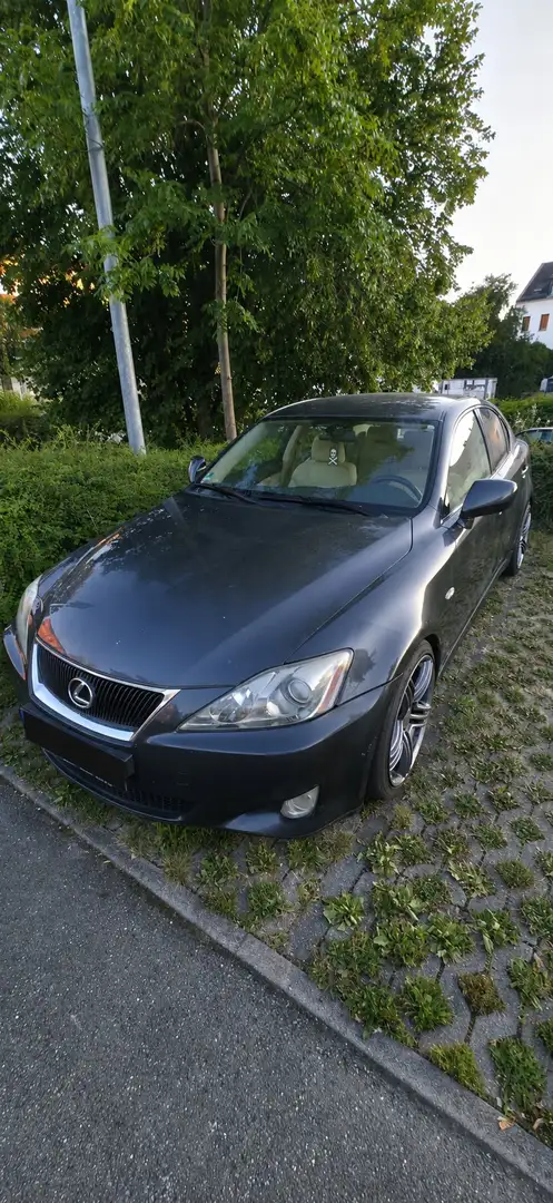 Lexus IS 250 - 1
