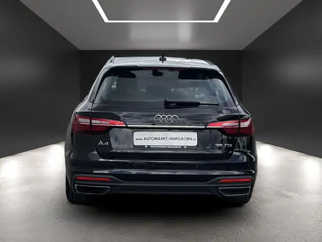 Audi A4 view 9