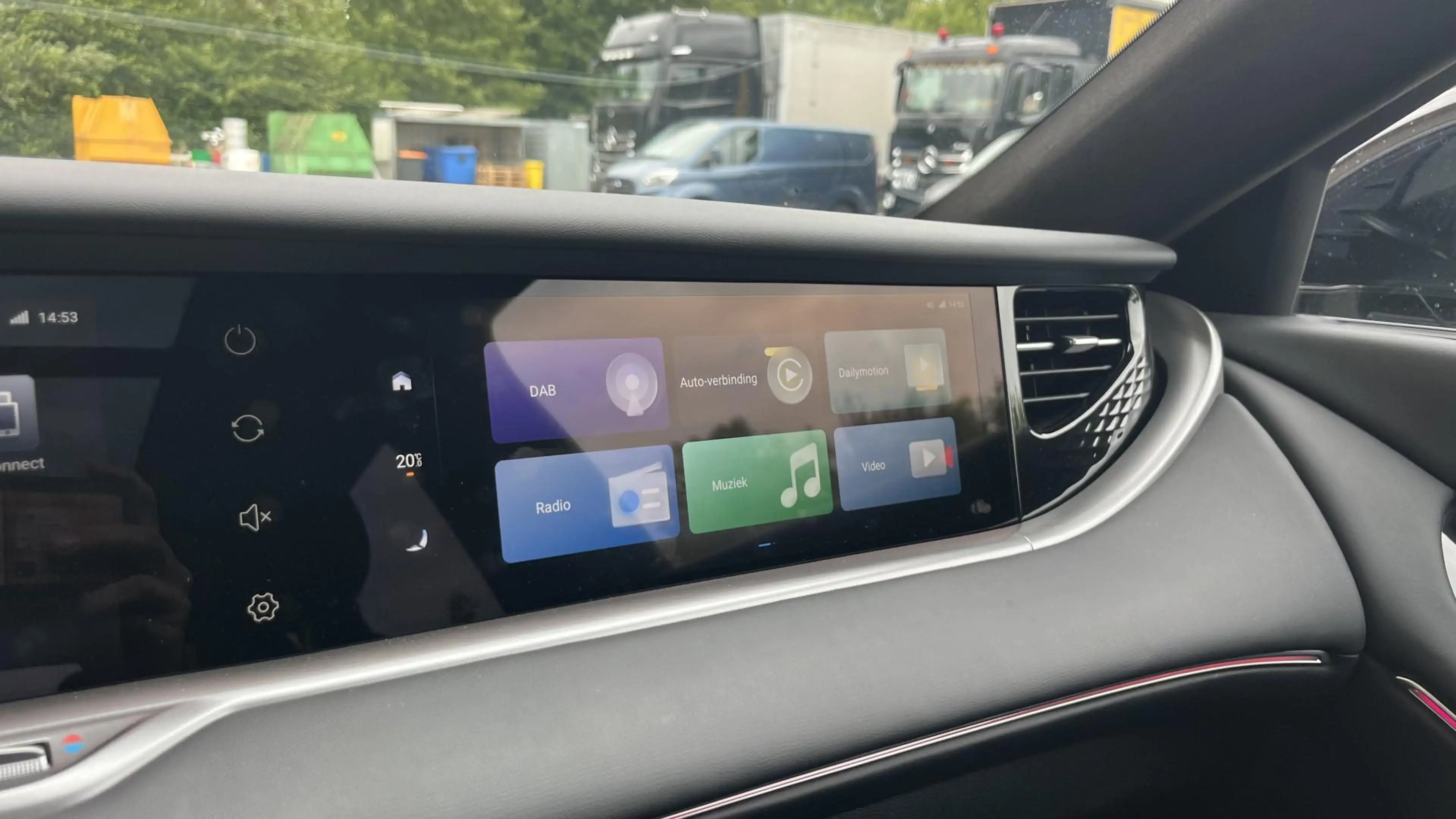 Voyah Free 4WD 106 kWh Business Black Line l Zwarte LM velgen — photo 15