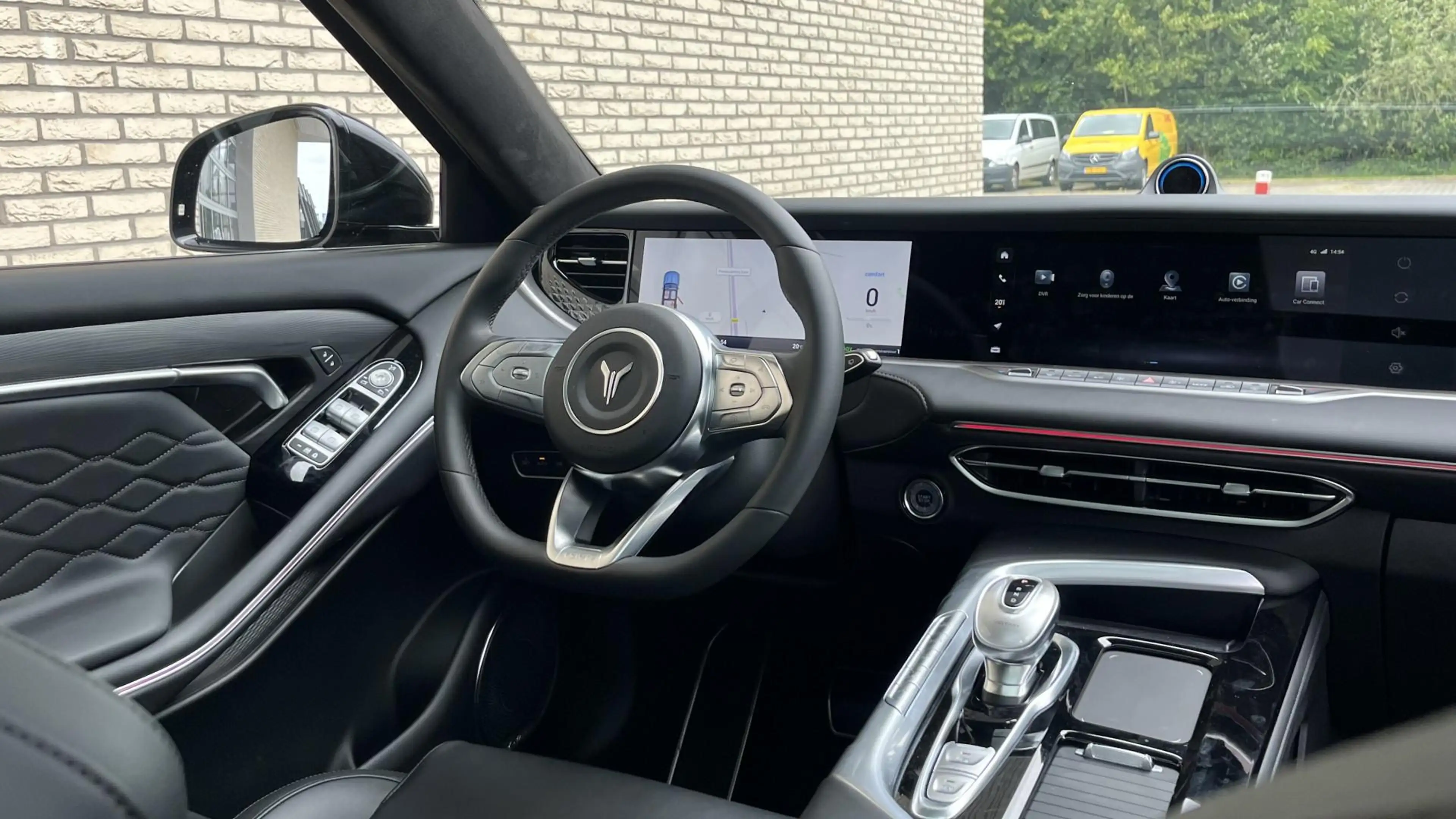 Voyah Free 4WD 106 kWh Business Black Line l Zwarte LM velgen — photo 11