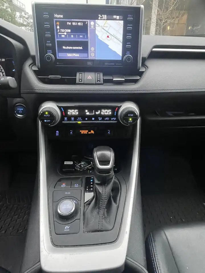 Toyota RAV 4 снимка Toyota RAV 4