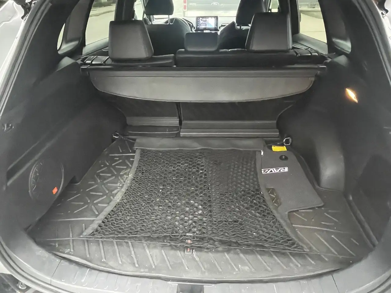 Toyota RAV 4 снимка Toyota RAV 4
