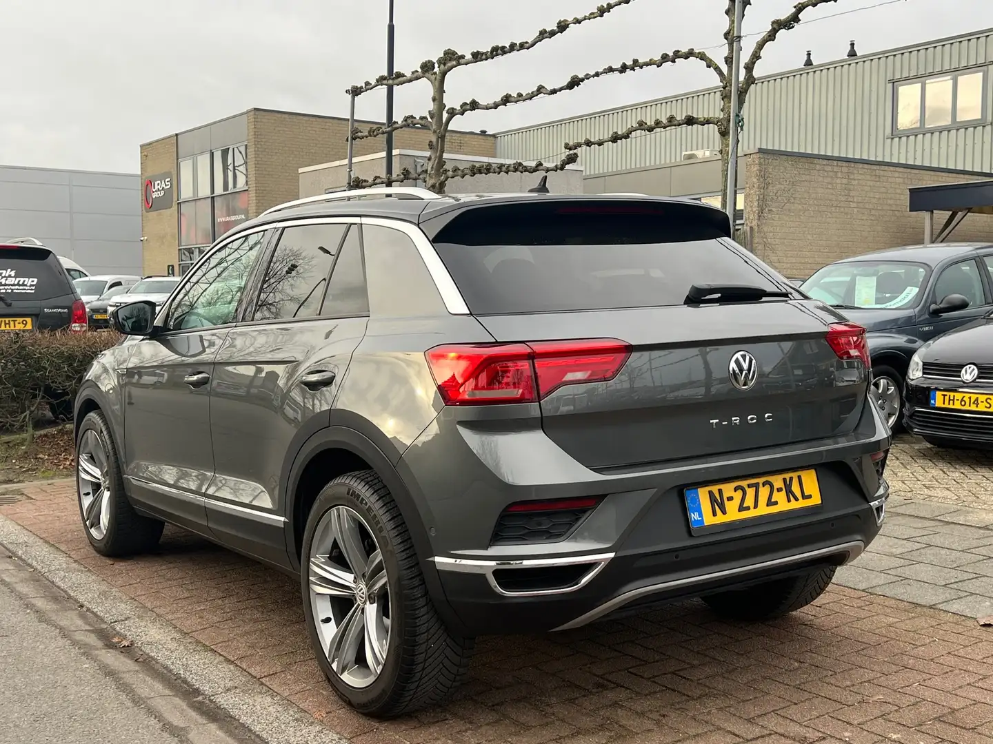 Volkswagen T-Roc 1.0Tsi Style -R-Line *116PK * APK 2-2027 !! * Gris - 2