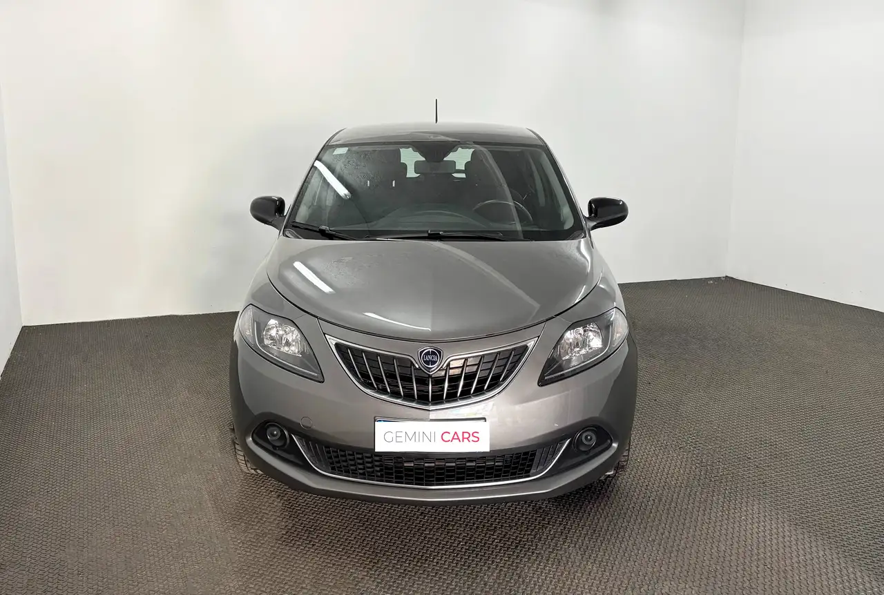 Lancia Ypsilon 2023 — фото 8