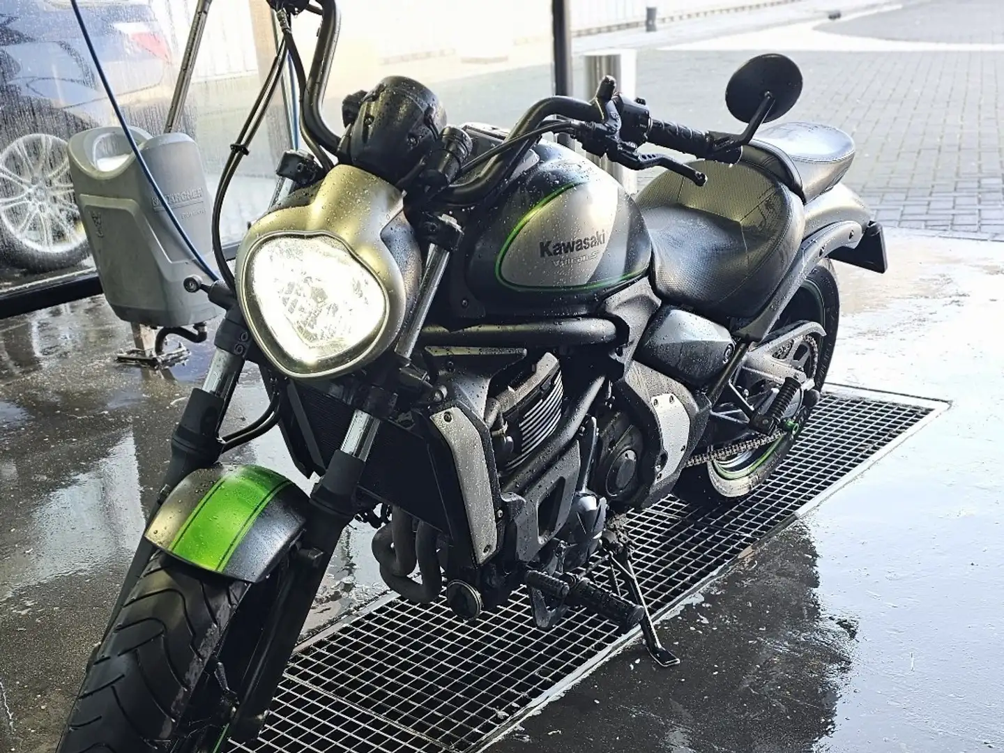 Kawasaki Vulcan S Zwart - 1