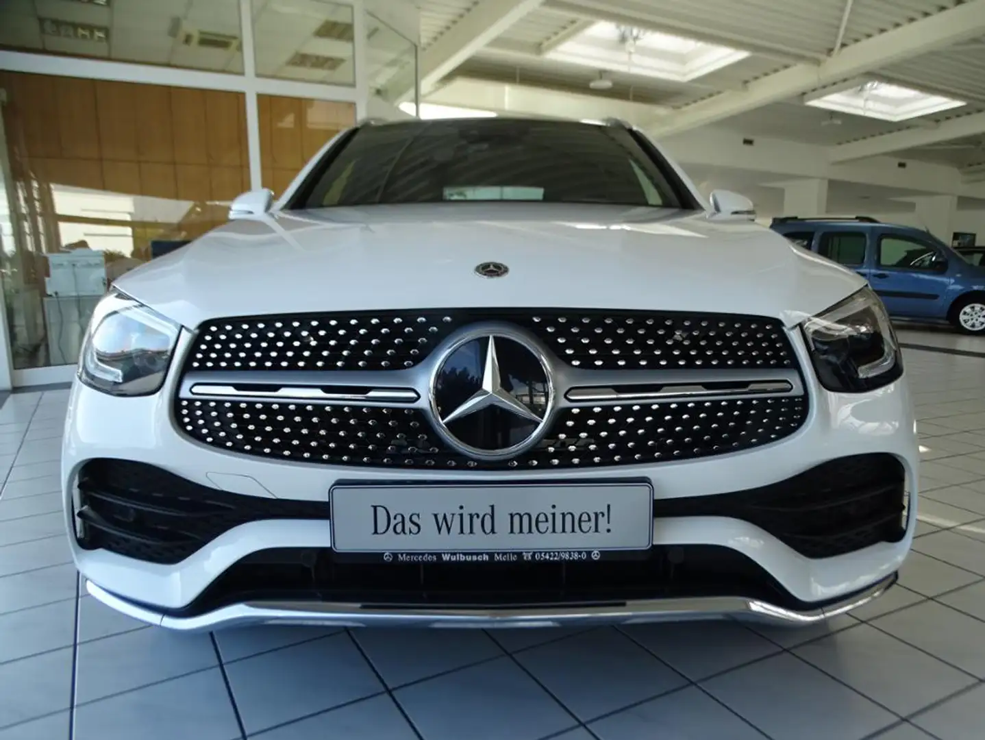 Mercedes-Benz GLC 220 d 4MATIC Pano SpurH SpurW KAM PDC LM Weiß - 2