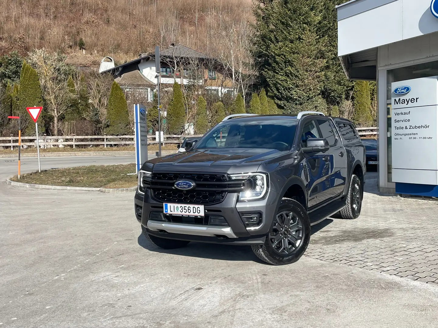 Ford Ranger Doppelkabine Wildtrak e-4WD 3,0 V6 *HARDTOP* Grau - 1