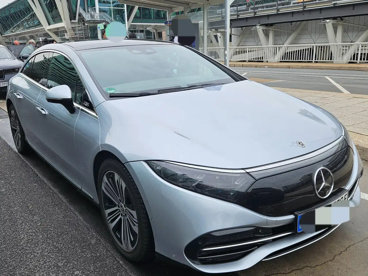 Mercedes-Benz EQS