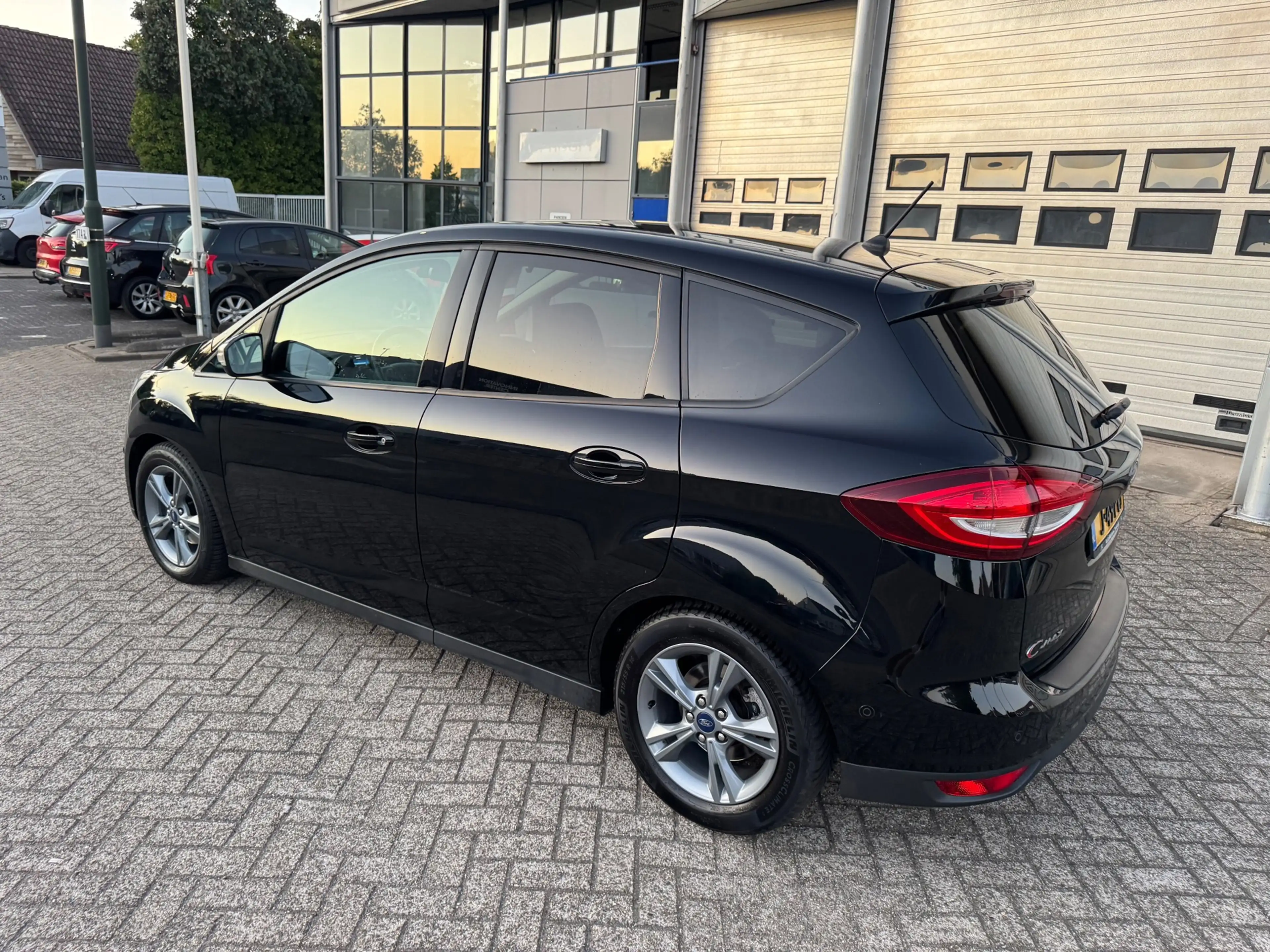Ford C-Max 1.0 Titanium Airco, Camera, Cruise Control — photo 10