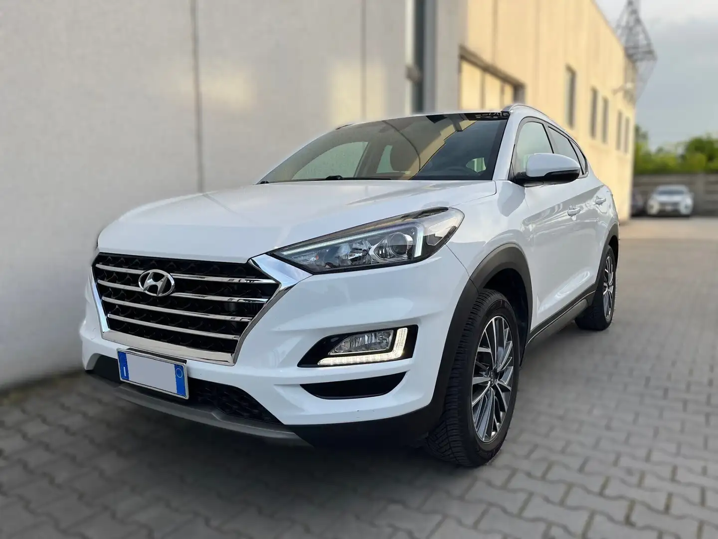 Hyundai TUCSON 1.6 CRDi XPrime Safety Pack Blanc - 1
