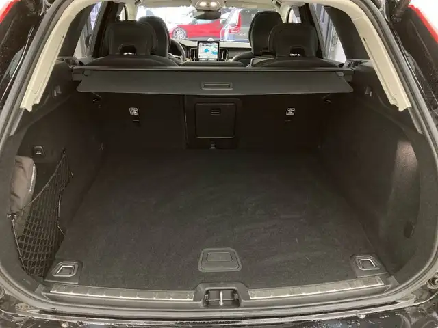 Volvo XC60 Ultra, T6 AWD Plug-in Hybrid, Elektrisch/Benzin, Dark Ansicht 10