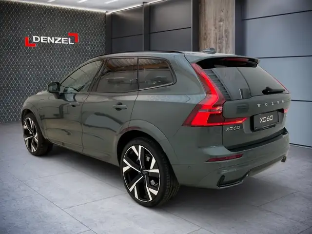 Volvo XC60 Ultra, T6 AWD Plug-in Hybrid, Elektrisch/Benzin, Dark Ansicht 3