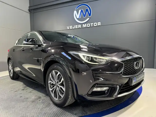 Infiniti Q30 1.5d Premium 7DCT