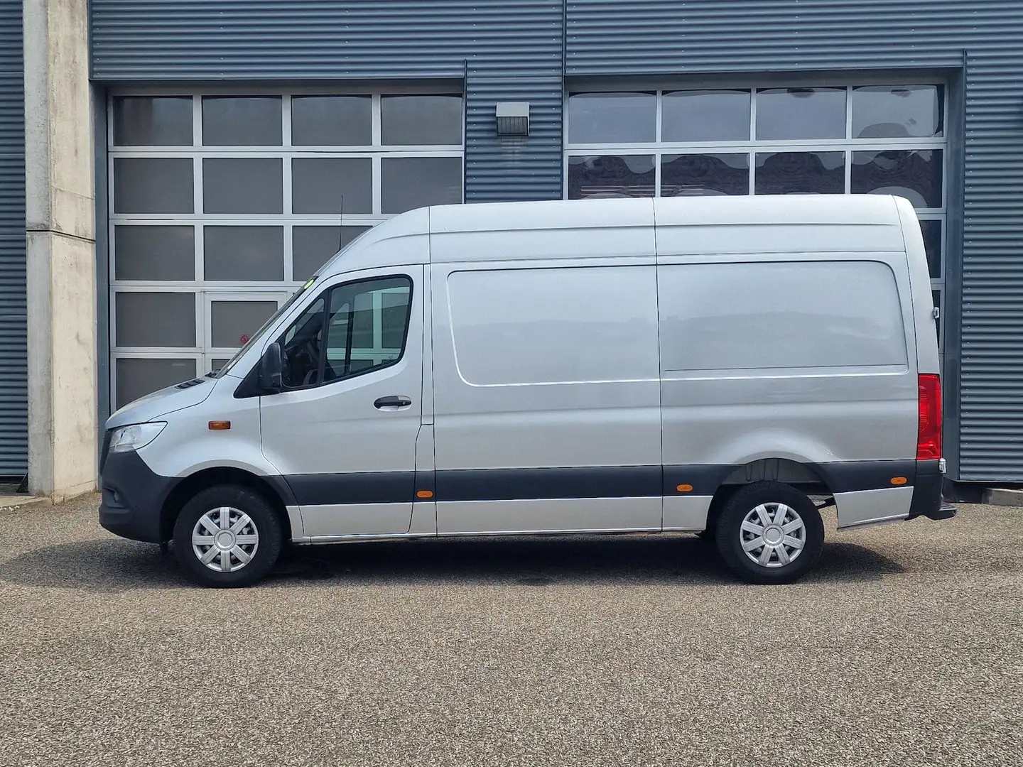 Mercedes-Benz Sprinter 317 CDI RWD L2 Kamera Navi Silber - 2