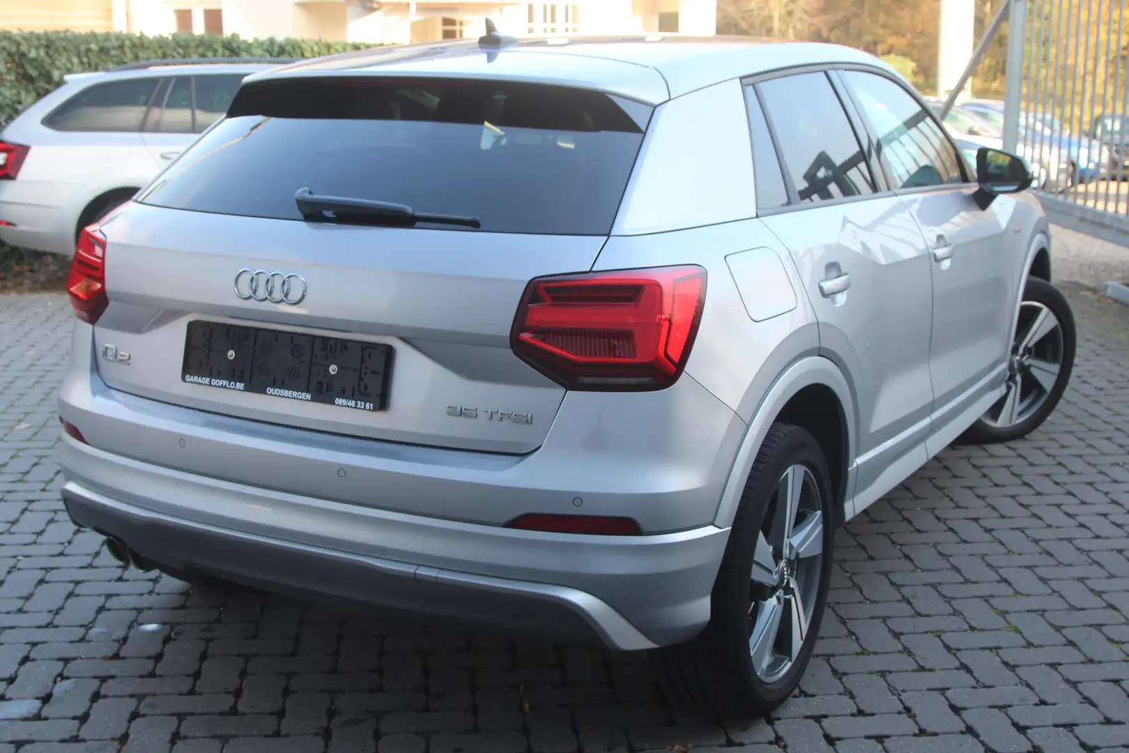 Audi Q2 1.5 TFSI S-LINE S-TRONIC - 119.500KM - 2020 Grau - 2