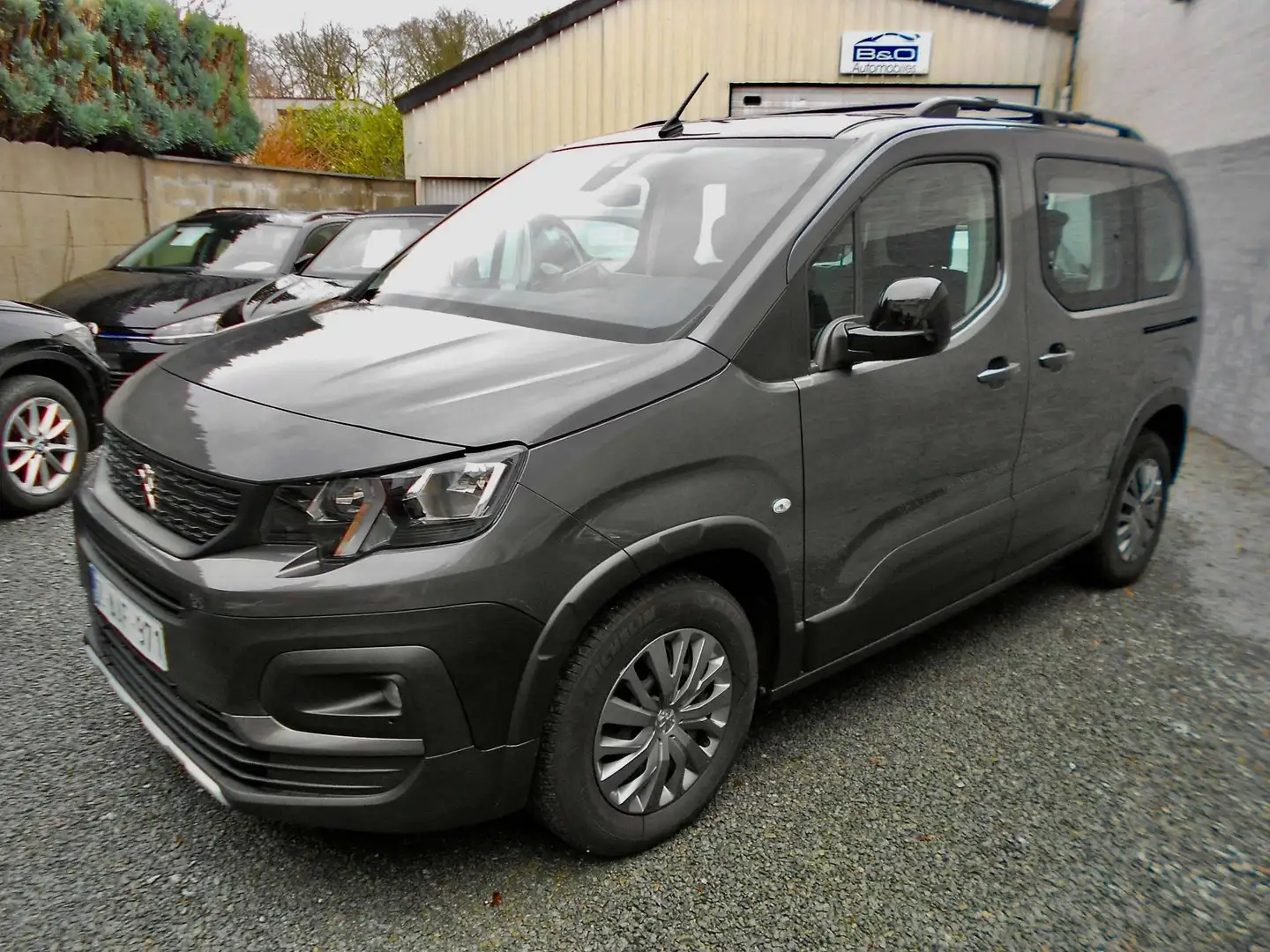 Peugeot Rifter 1.5 BlueHDi Allure Pack S   24867 km Gris - 1
