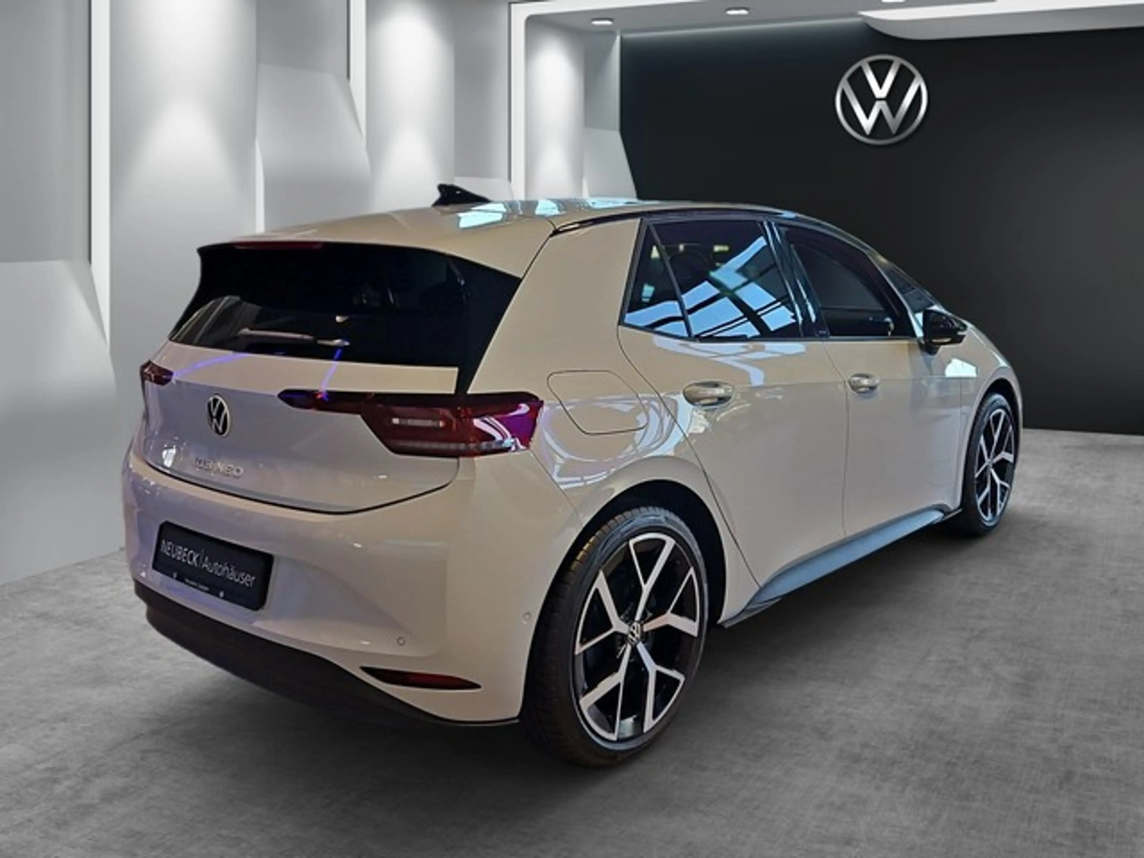 Volkswagen ID.3 Neo Style PANO IQ Drive Pro Wärmepumpe+++++ — photo 13