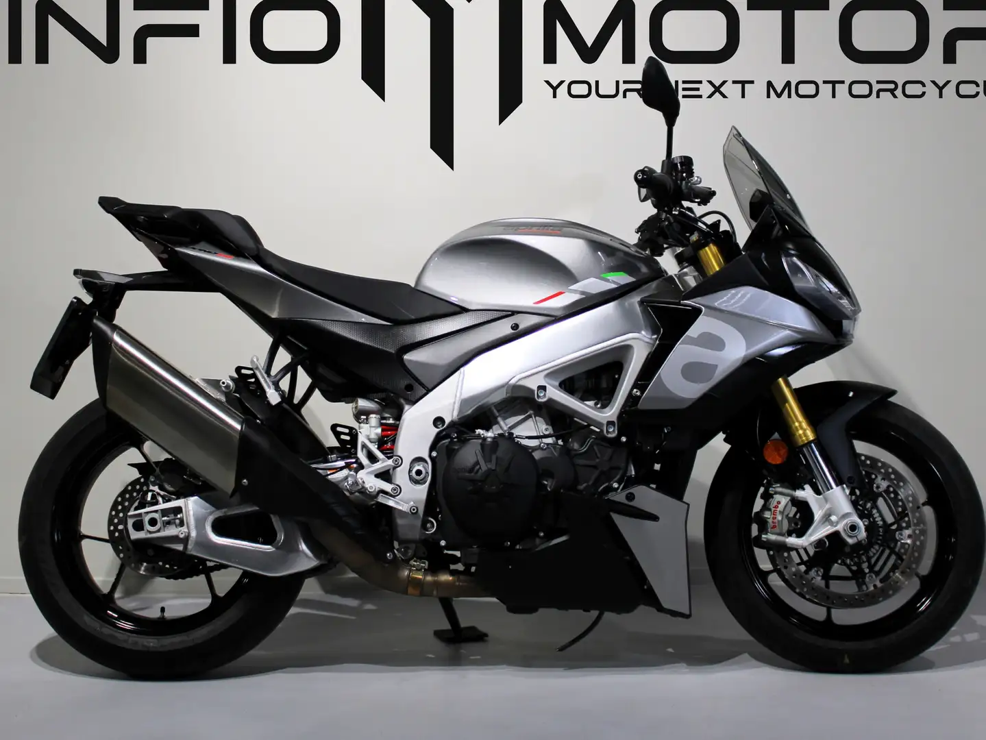 Aprilia Tuono V4 1100 - 1