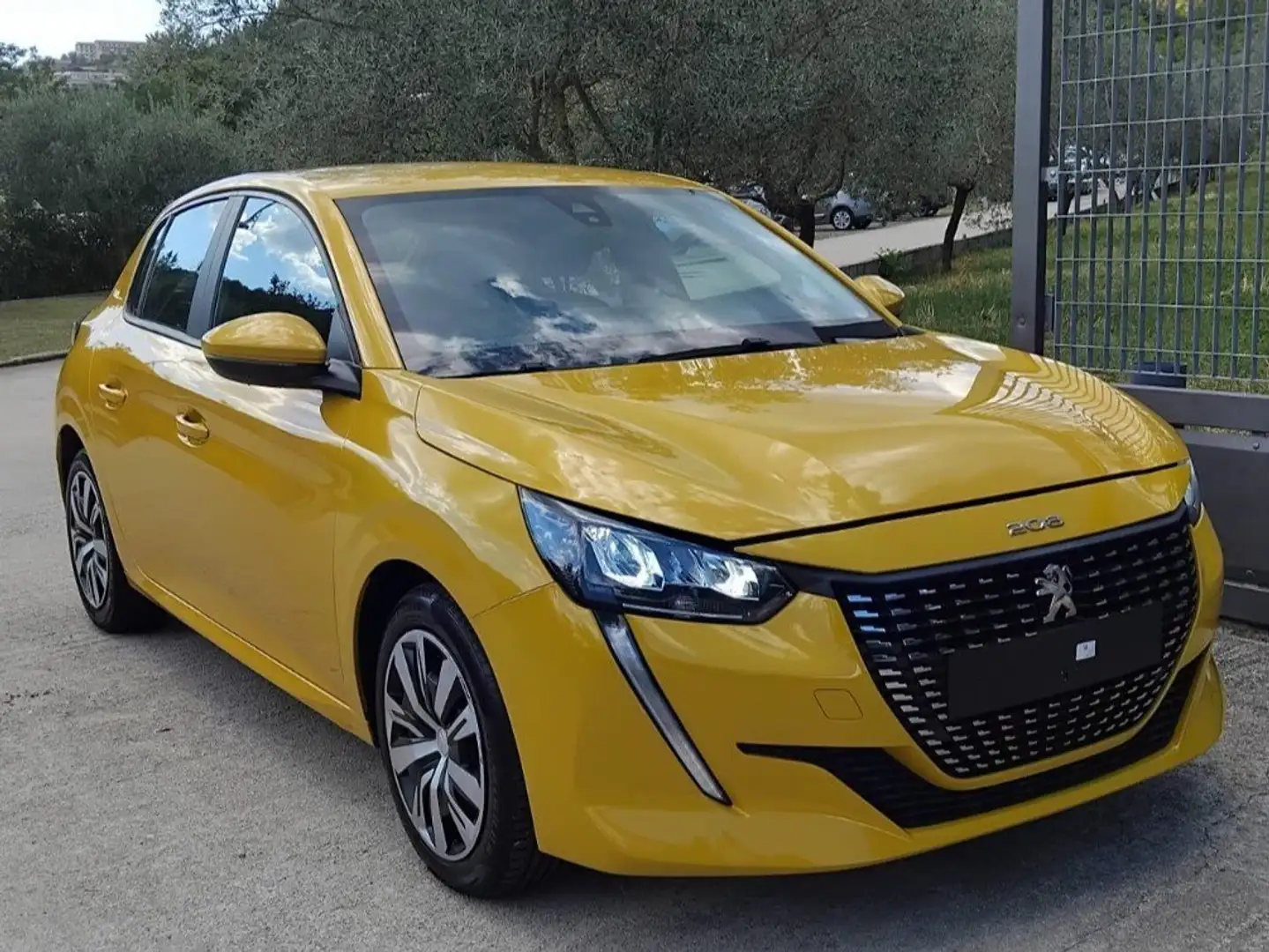 Peugeot 208 1.2 75CV -NESSUN OBBLIGO DI FINANZIAMENTO- Giallo - 2