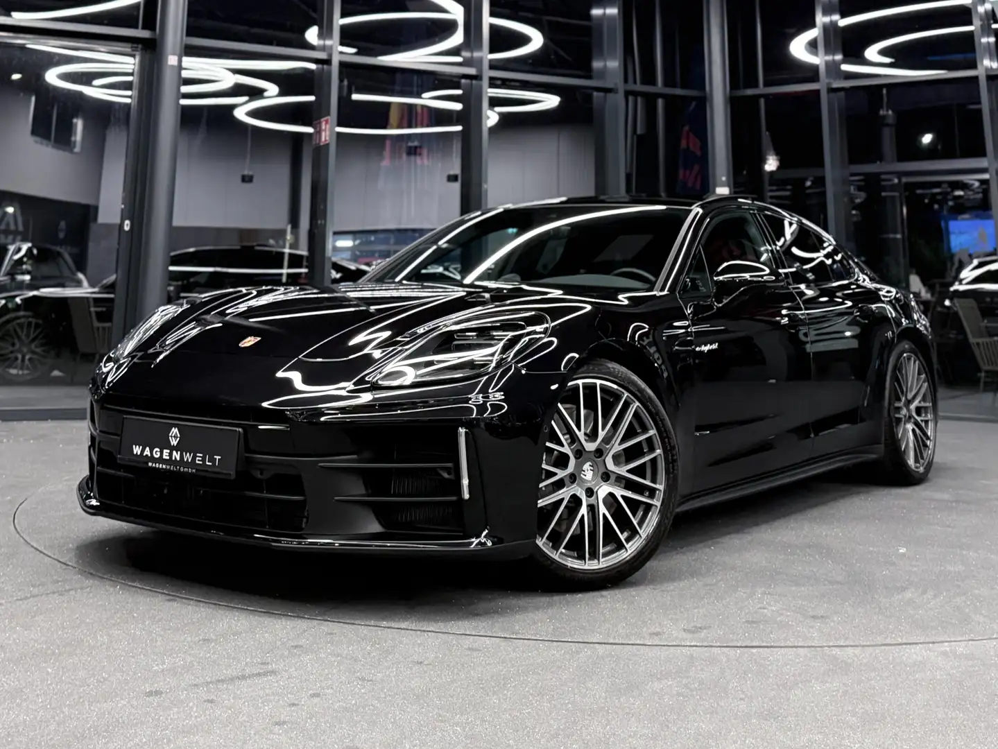 Porsche Panamera 4 E-Hybrid, RESERVIERT Schwarz - 1