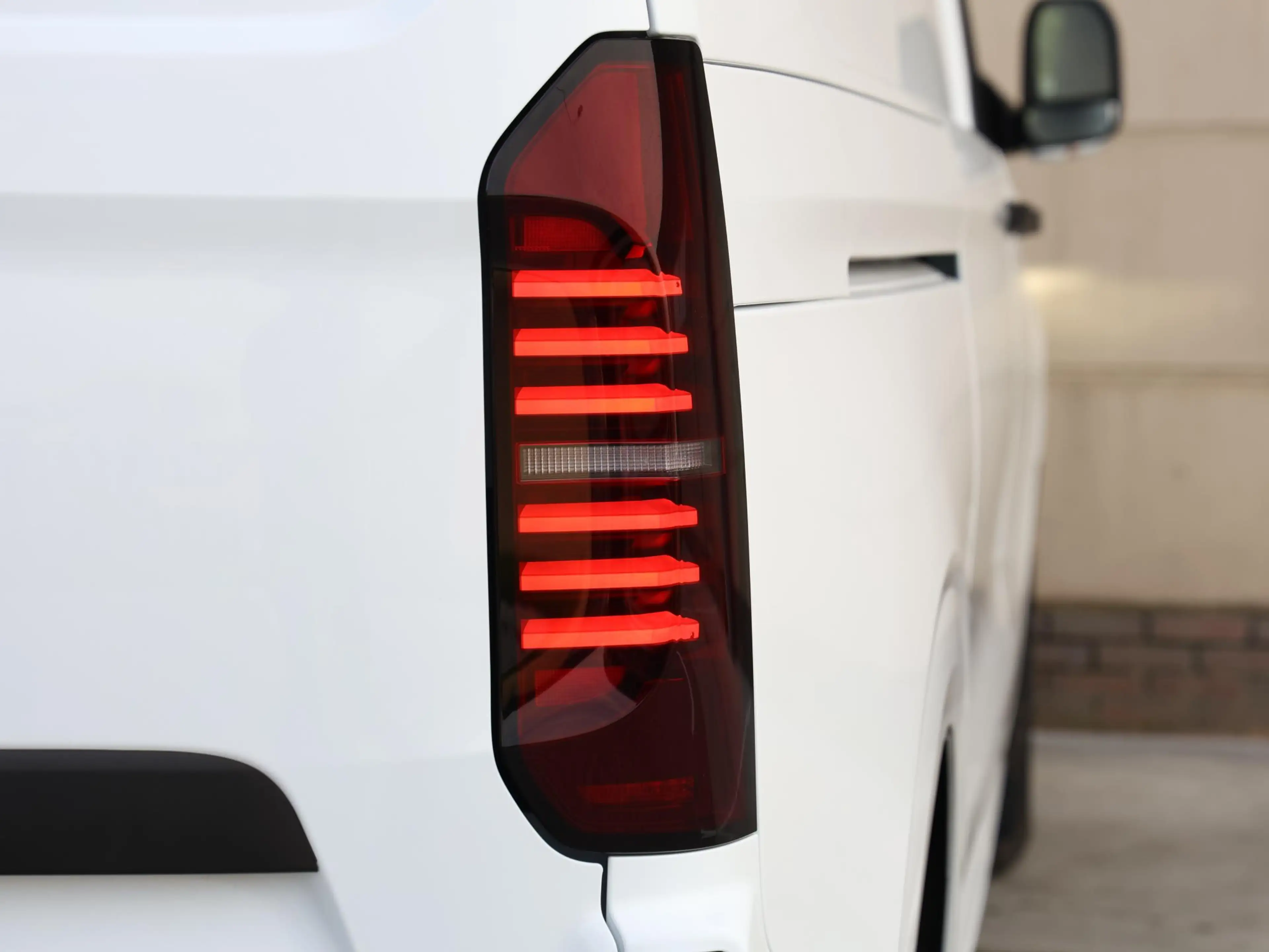 Volkswagen Transporter e-Transporter Bestelwagen L2 71 kWh 136PK | Naviga — photo 15