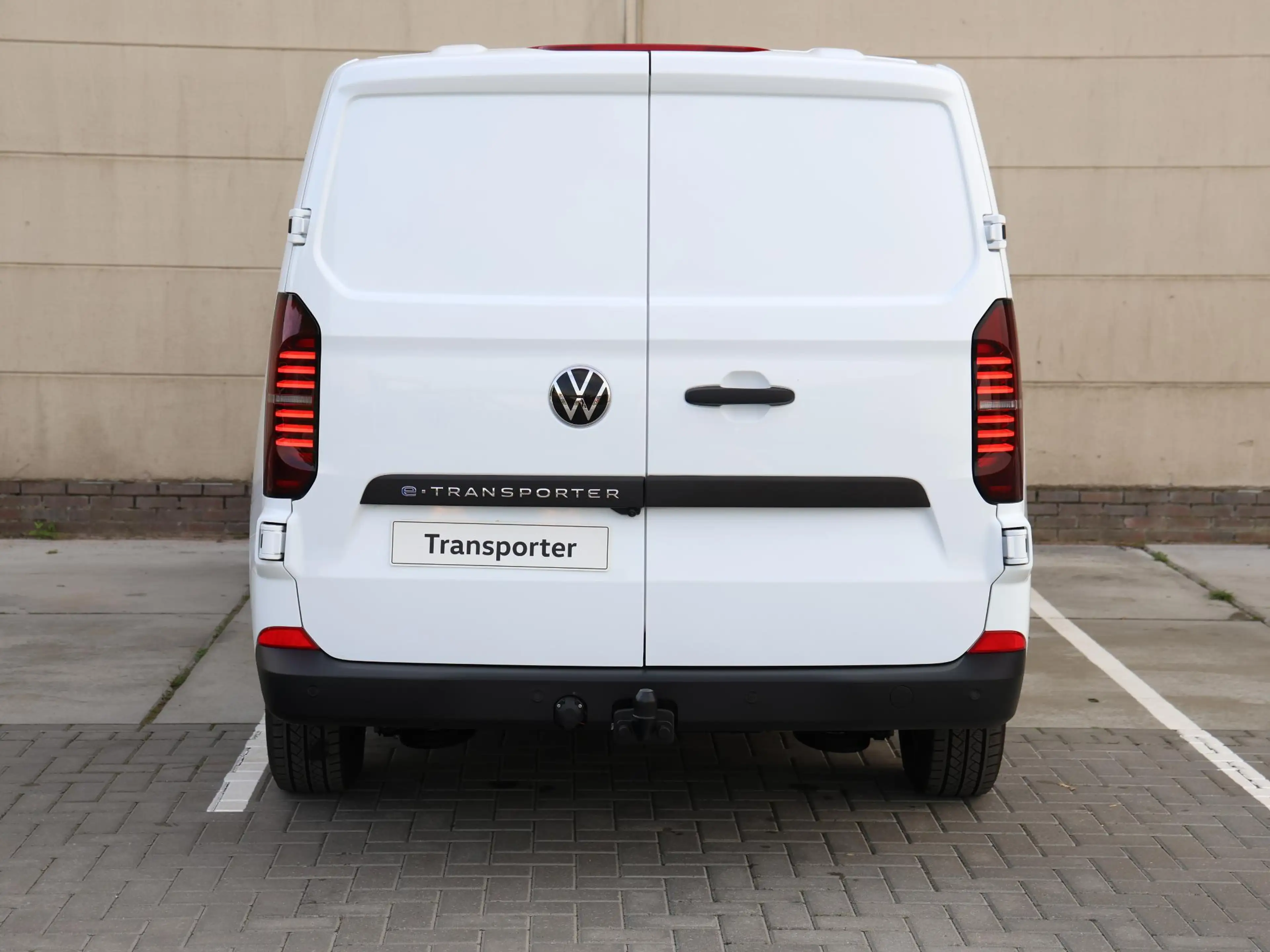 Volkswagen Transporter e-Transporter Bestelwagen L2 71 kWh 136PK | Naviga — photo 6