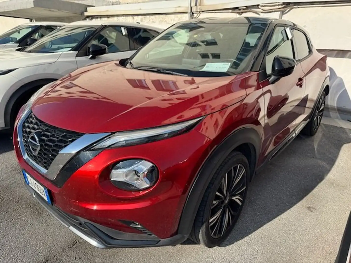 Nissan Juke 1.0 dig-t N-Design 115cv Rosso - 1