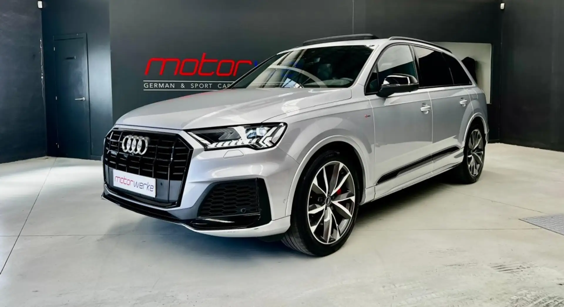 Audi Q7 Todoterreno Automático de 5 Puertas Grijs - 1