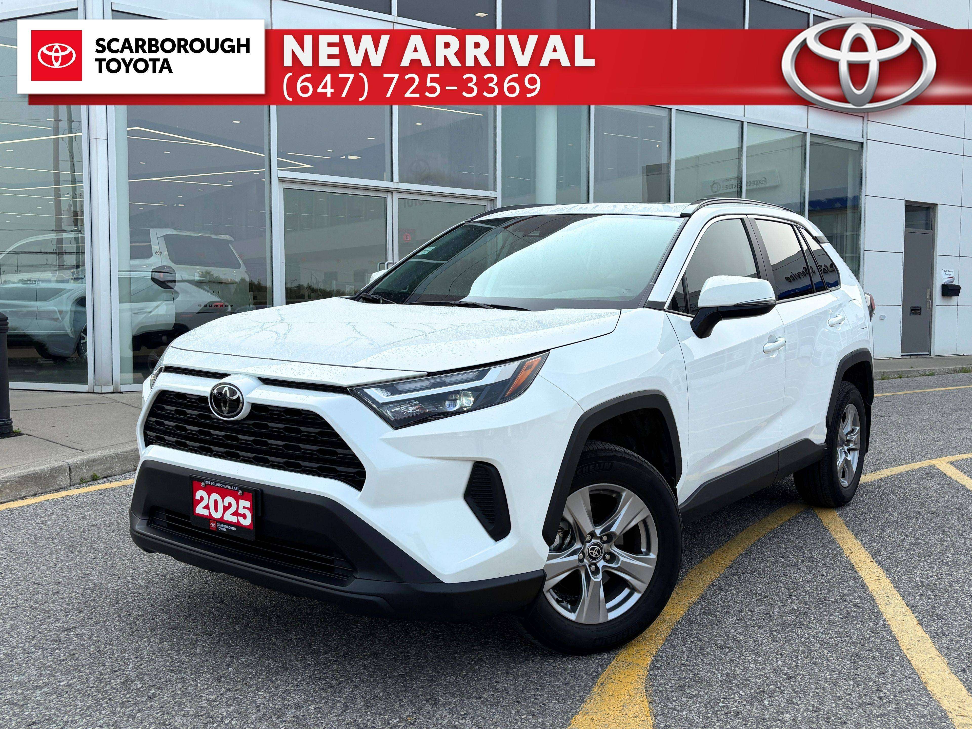 2025 Toyota RAV 4 XLE AWD | Sunroof | Heated Seats | Bluetooth