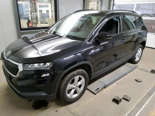 Skoda Karoq 1.5 TSI DSG Ambition Kamera/StHz/Virt.Cock Ambitio
