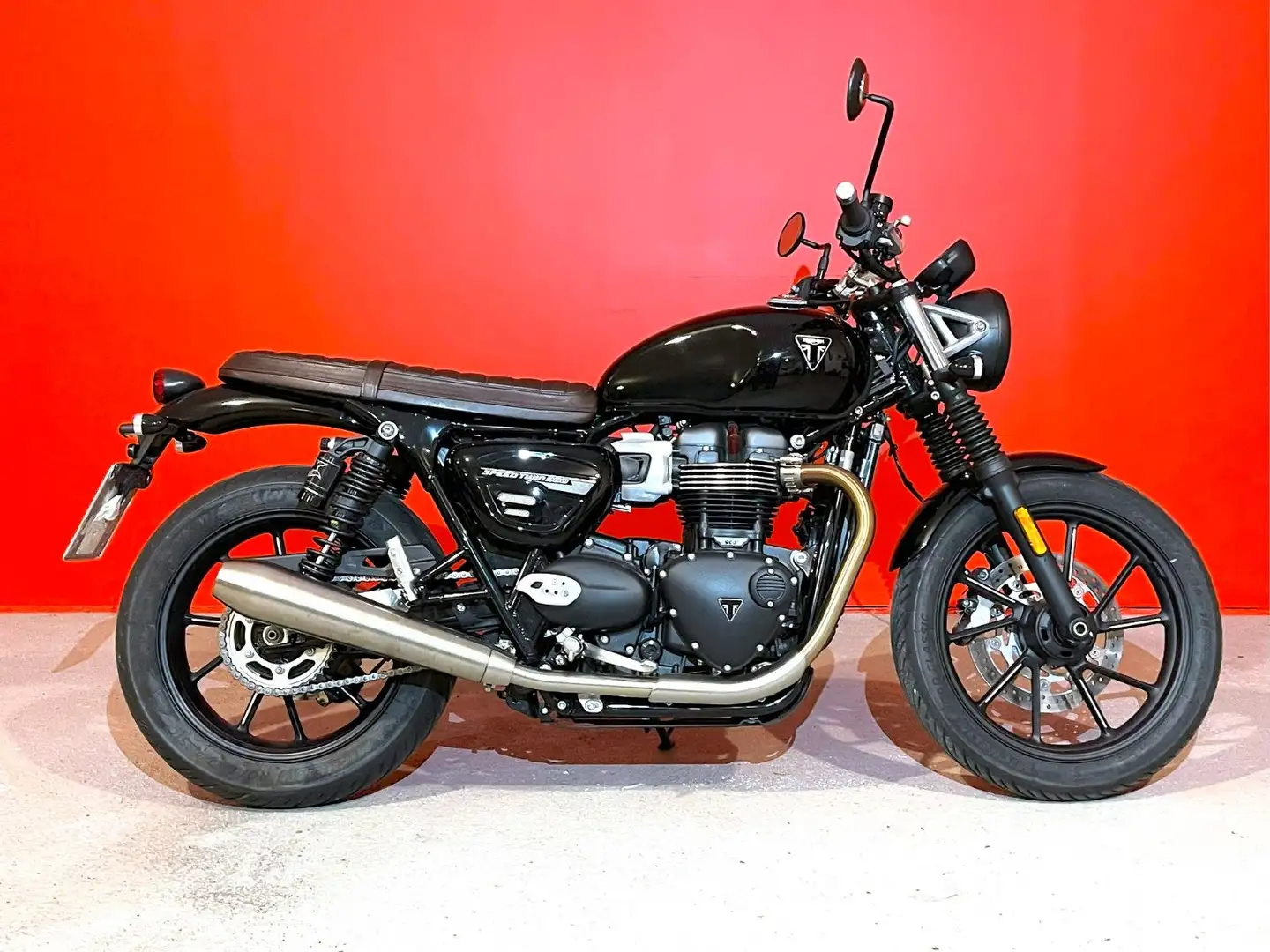 Triumph Speed Twin 900 ABS LED FOX 1.HAND Negru - 2