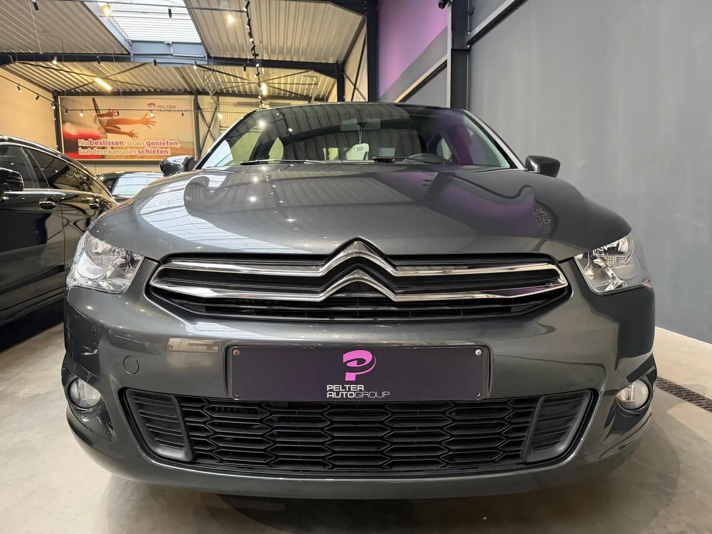 Citroen C-Elysée 1.6 Blue HDI 53dkm Airco Grijs - 2
