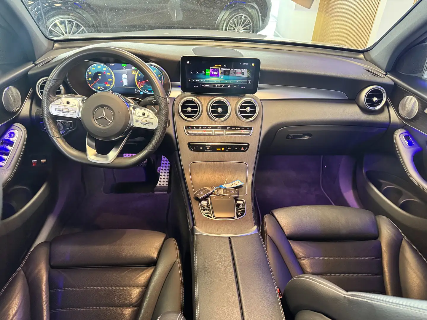 Mercedes-Benz GLC 200 GLC 200 4Matic 9G-TRONIC AMG Line Argent - 2