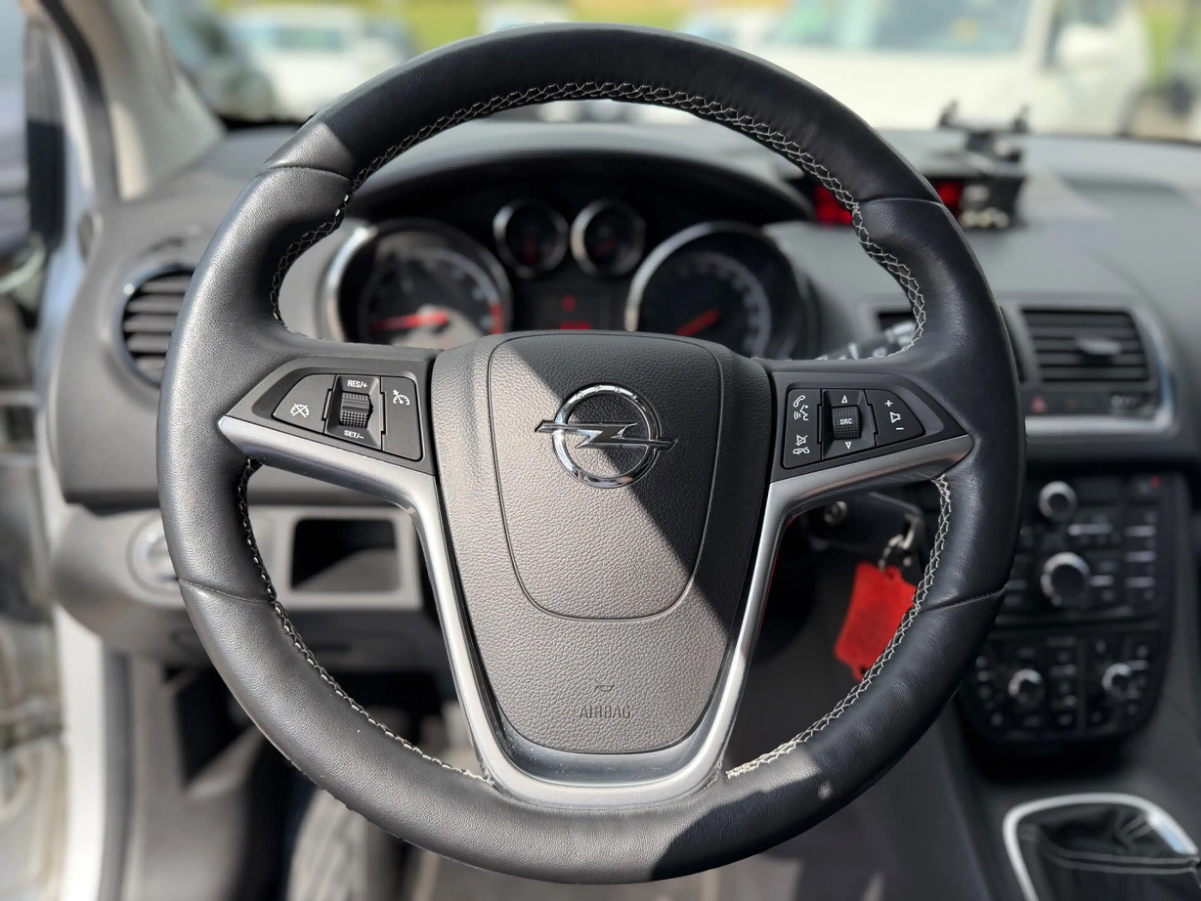 Opel Meriva PDC SHZ Winterp. Facelift LM 2xKlima — photo 10